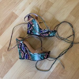 Fashion Nova Multicolor Snakeskin Print Wedges